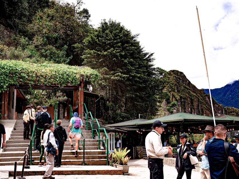 Servicio Grupal de Guía Profesional en Machu Picchu