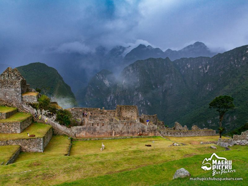 Tour Machu Picchu por Tren 2 Días y 1 Noche