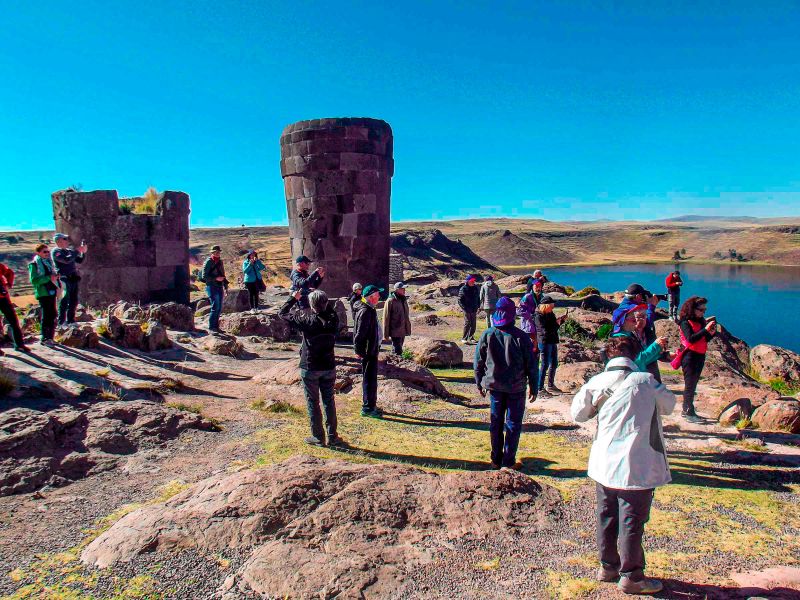 Tour Chullpas de Sillustani Medio Día