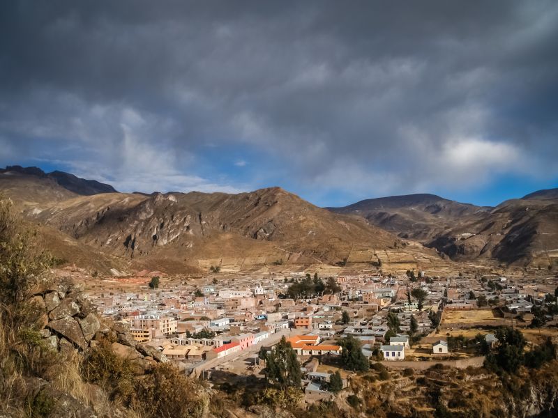 Bus Turístico Chivay a Puno (Tour con Guía a Bordo)