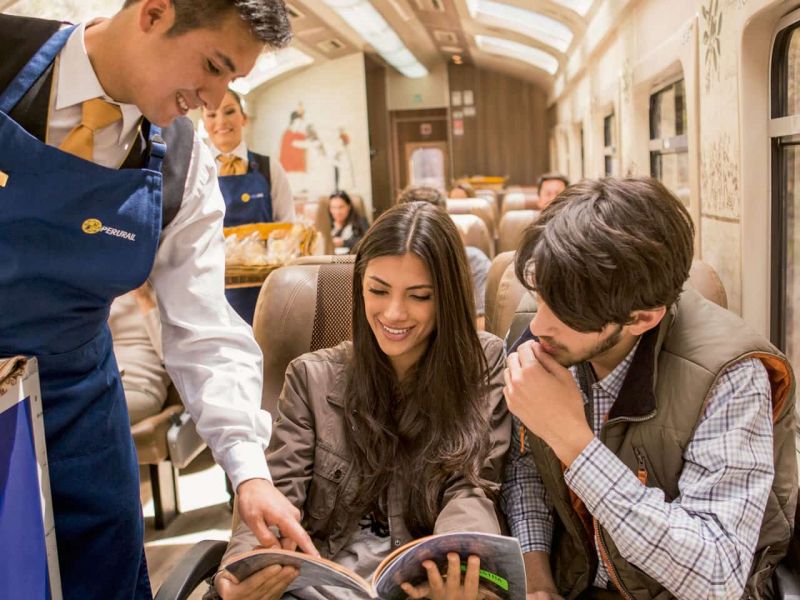 Machu Picchu + Huayna Picchu 2D1N + Tren Ollantaytambo